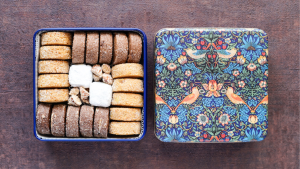 缶に入ったクッキー